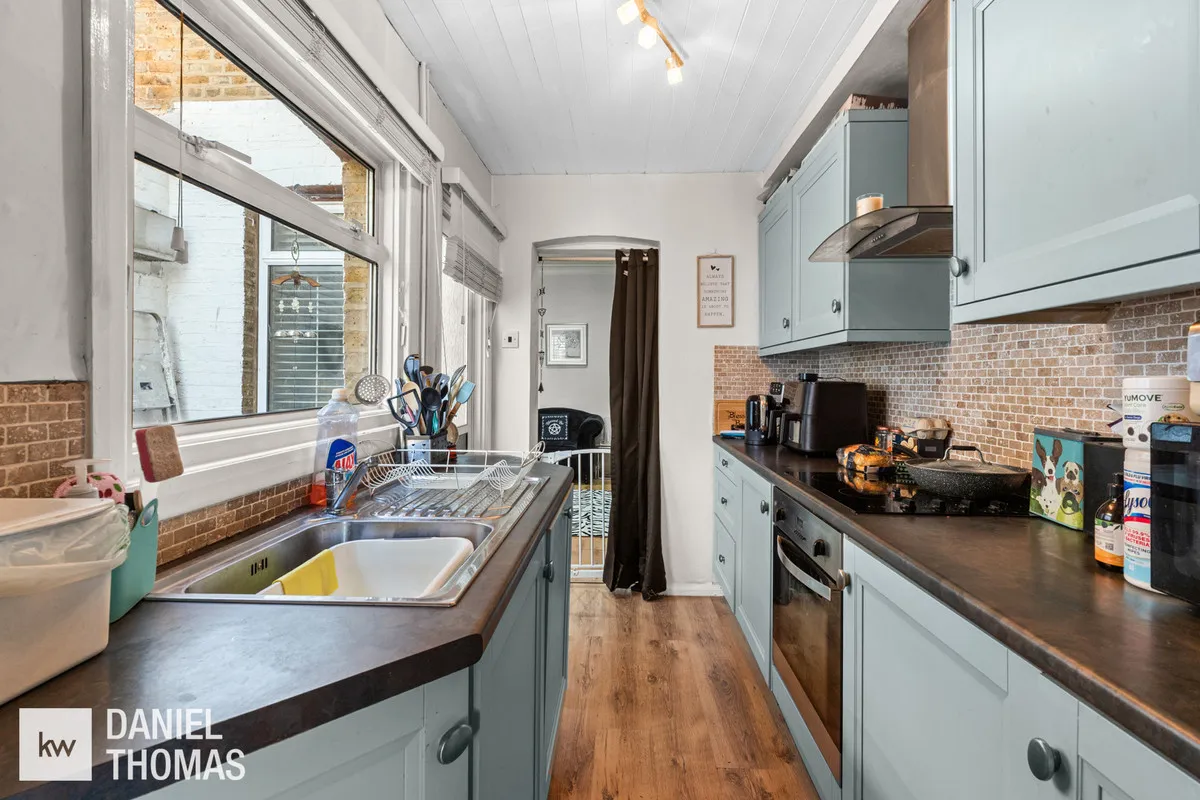 Broomstick Hall Road, Waltham Abbey, EN9, photo 8