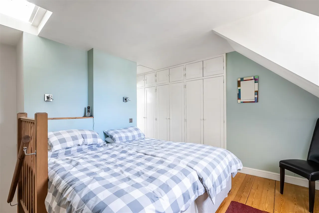 Barnett Wood Lane, Leatherhead, KT22, photo 15