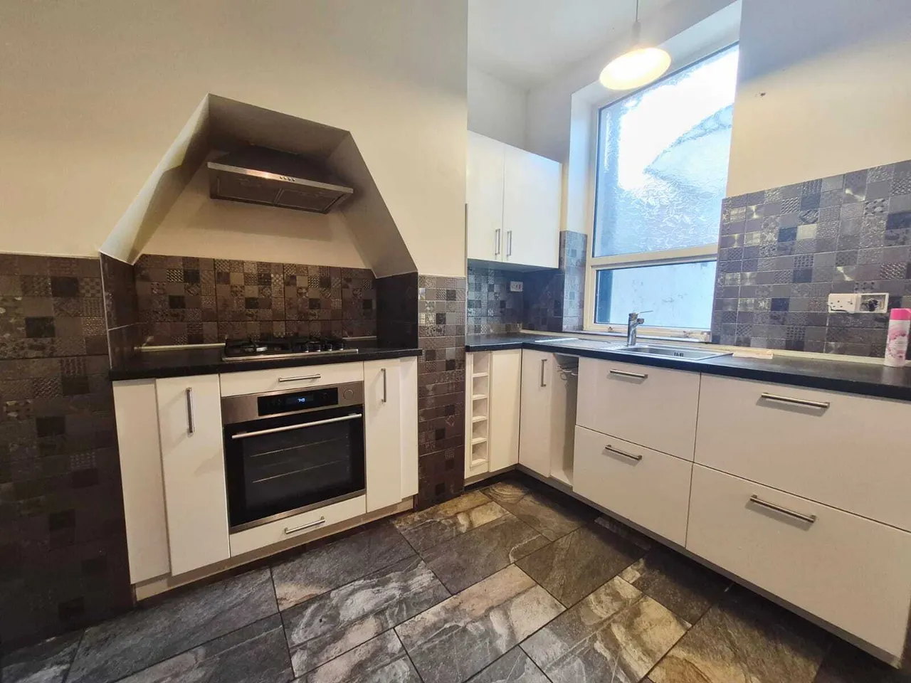 Kings Bridge Street, BB2, photo 3