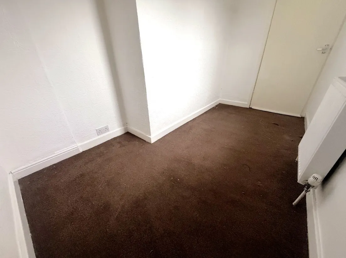 School Street, Dewsbury, WF13, photo 6
