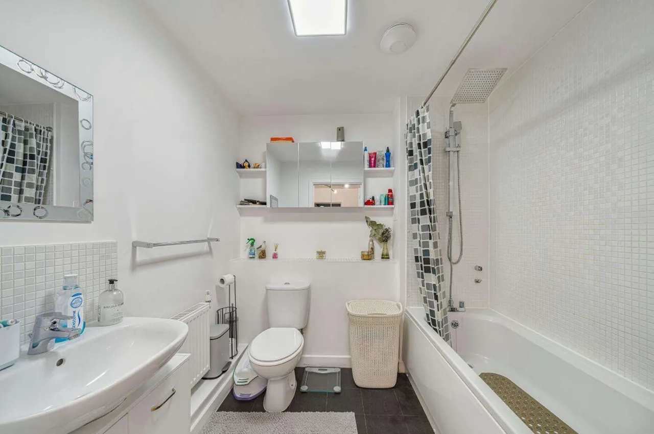 Lady Jane Place, Dartford, DA1, photo 12