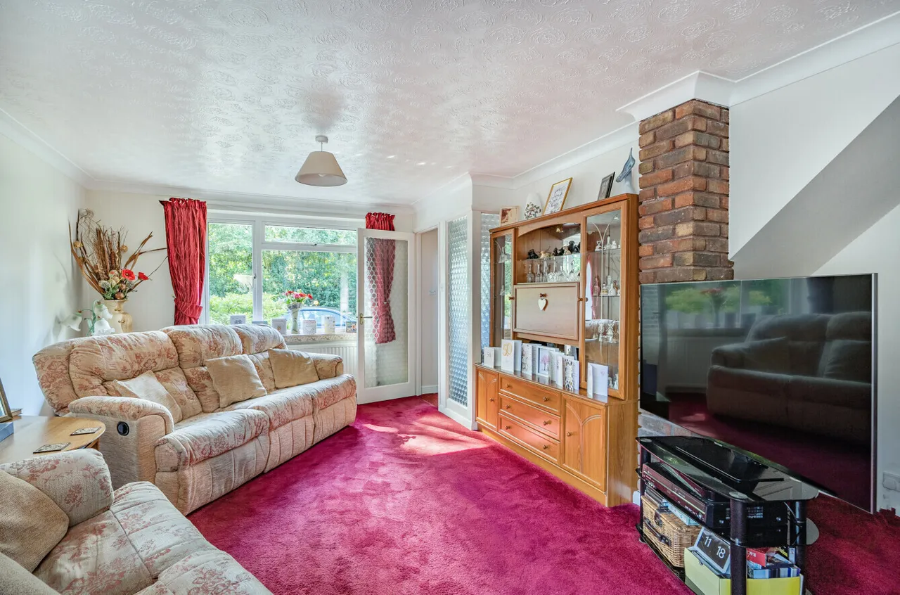 Fenns Lane, West End, GU24, photo 10