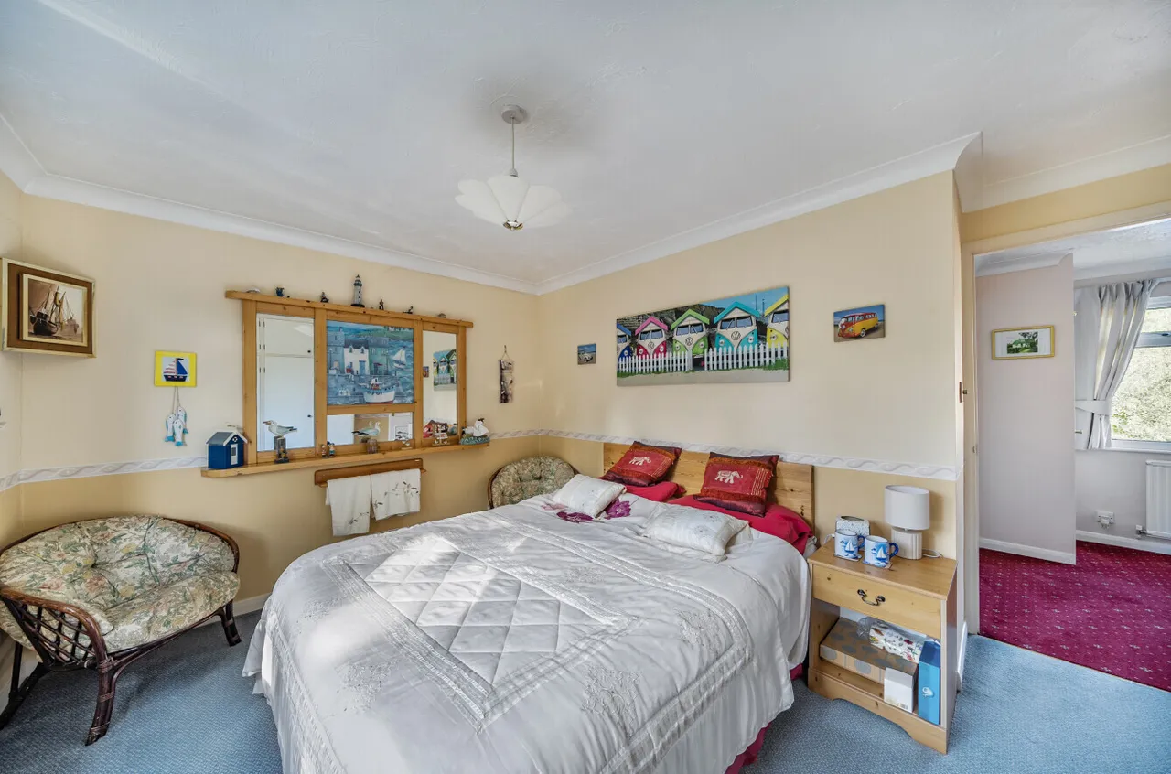 Fenns Lane, West End, GU24, photo 25
