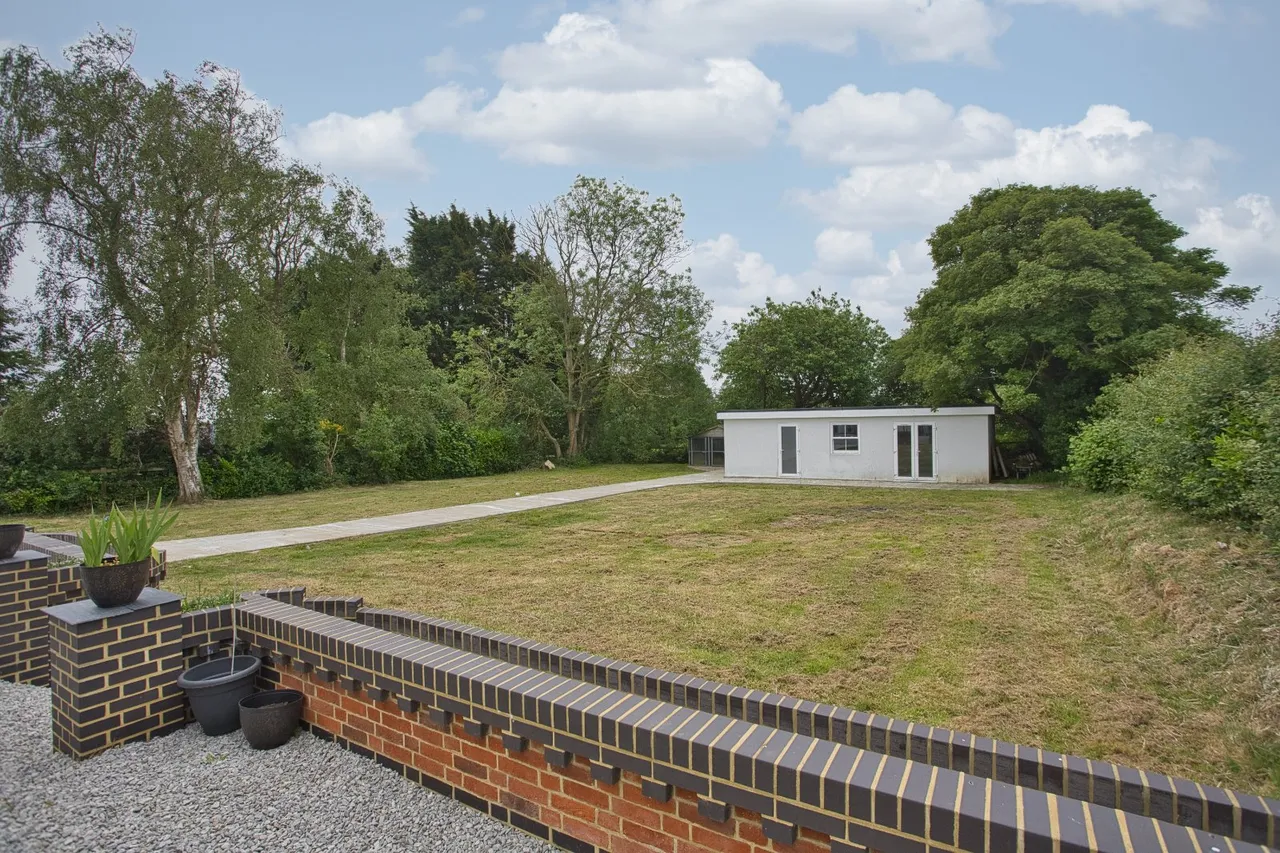 Green Lane, Capel-le-Ferne, CT18, photo 20
