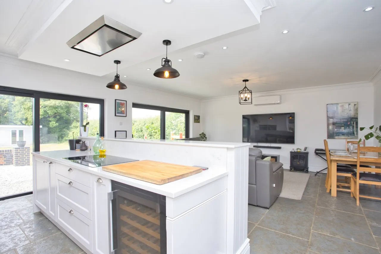 Green Lane, Capel-le-Ferne, CT18, photo 8