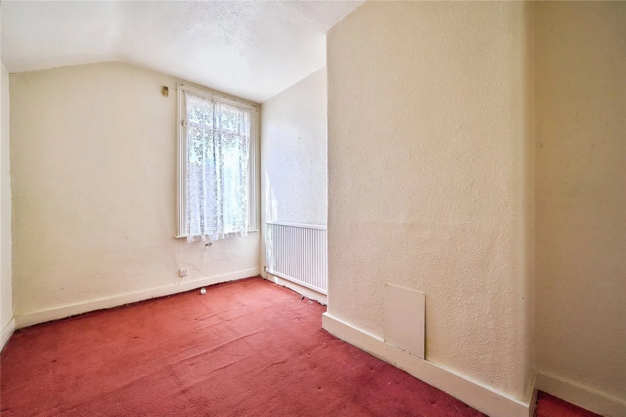 Chester Road, London, E16, photo 10