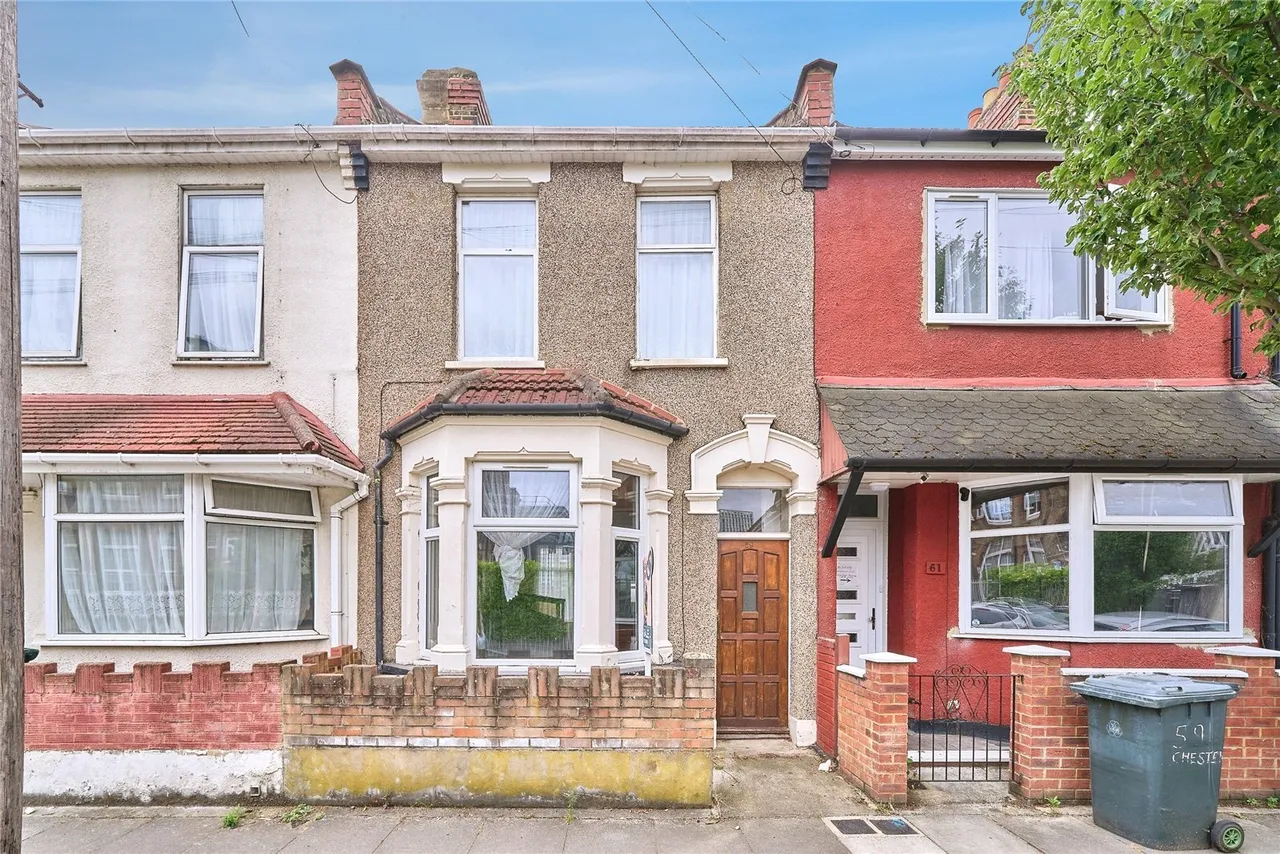 3 bed house for sale, Chester Road, London, E16