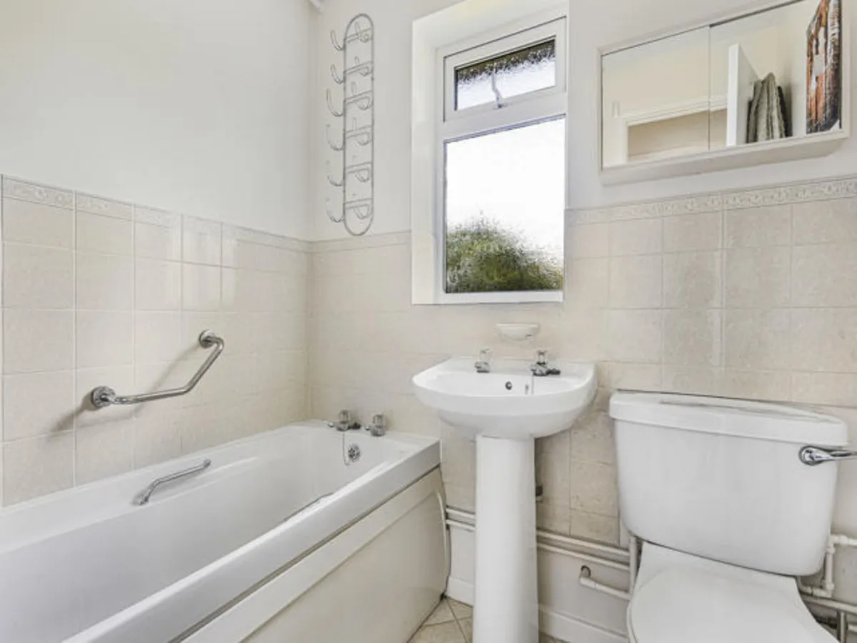 Dashwood Avenue, Yarnton, photo 3
