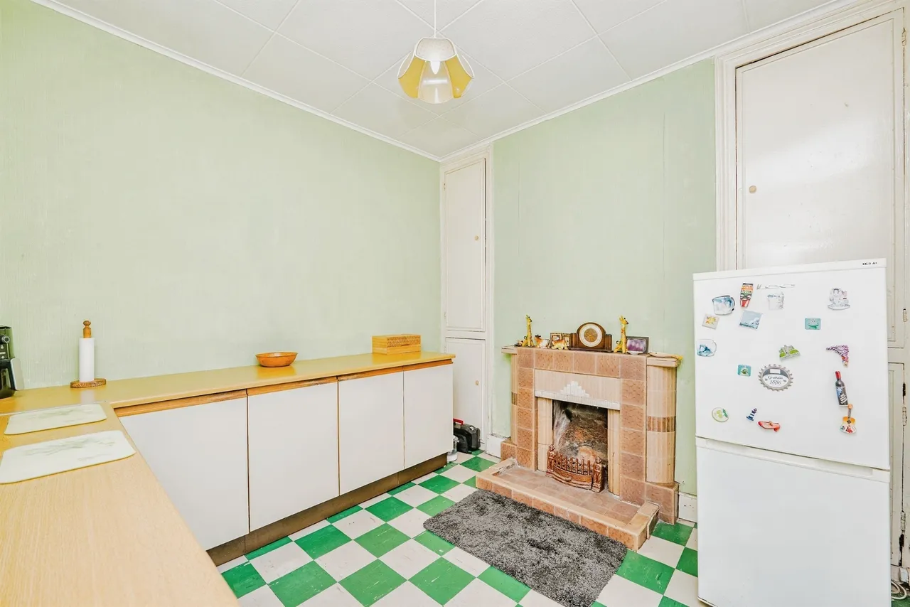 Derllwyn Road, Bridgend, CF32, photo 12