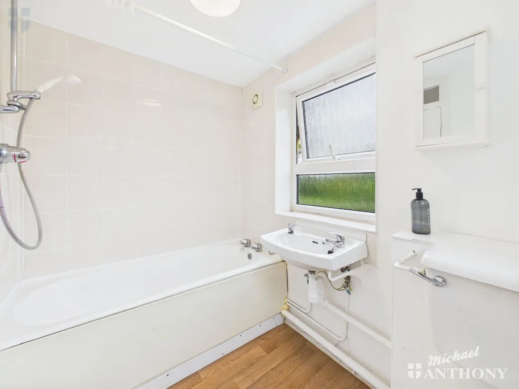 Simpson Place, Aylesbury, HP21 9PS, photo 5