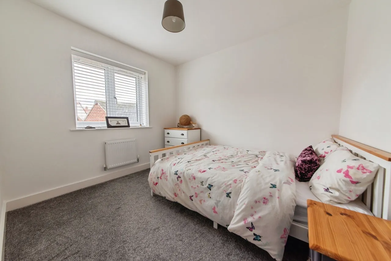 Dunnock Close, Branston, Lincoln, Lincolnshire, LN4, photo 14