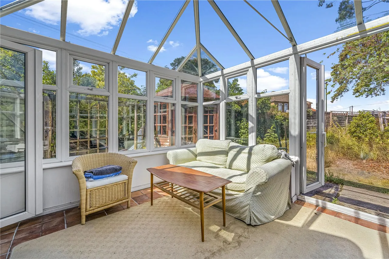 Buckingham Road, Hampton, TW12 3JX, photo 4