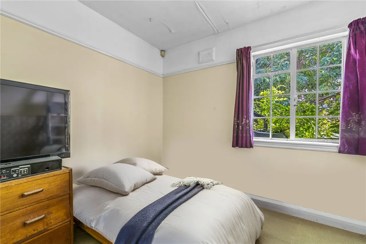 Buckingham Road, Hampton, TW12 3JX, photo 10