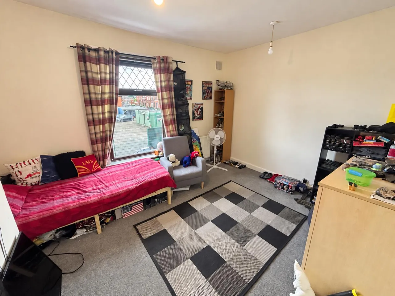 Holland Street, Radcliffe, M26, photo 6
