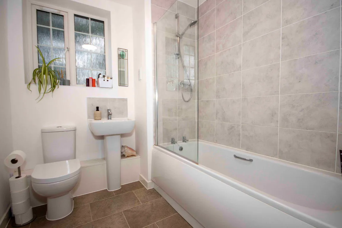 Drury Court, Chalfont St Peter, SL9, photo 11