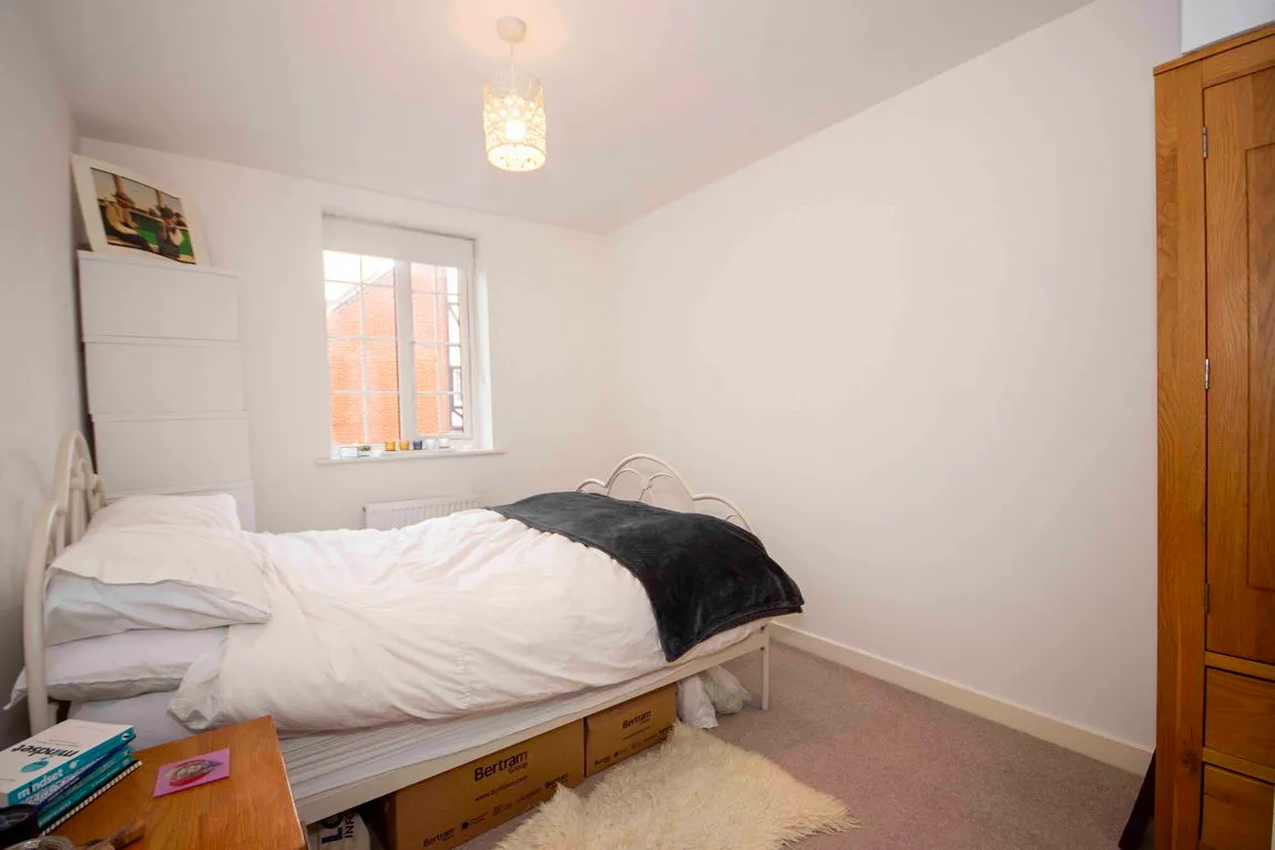 Drury Court, Chalfont St Peter, SL9, photo 17