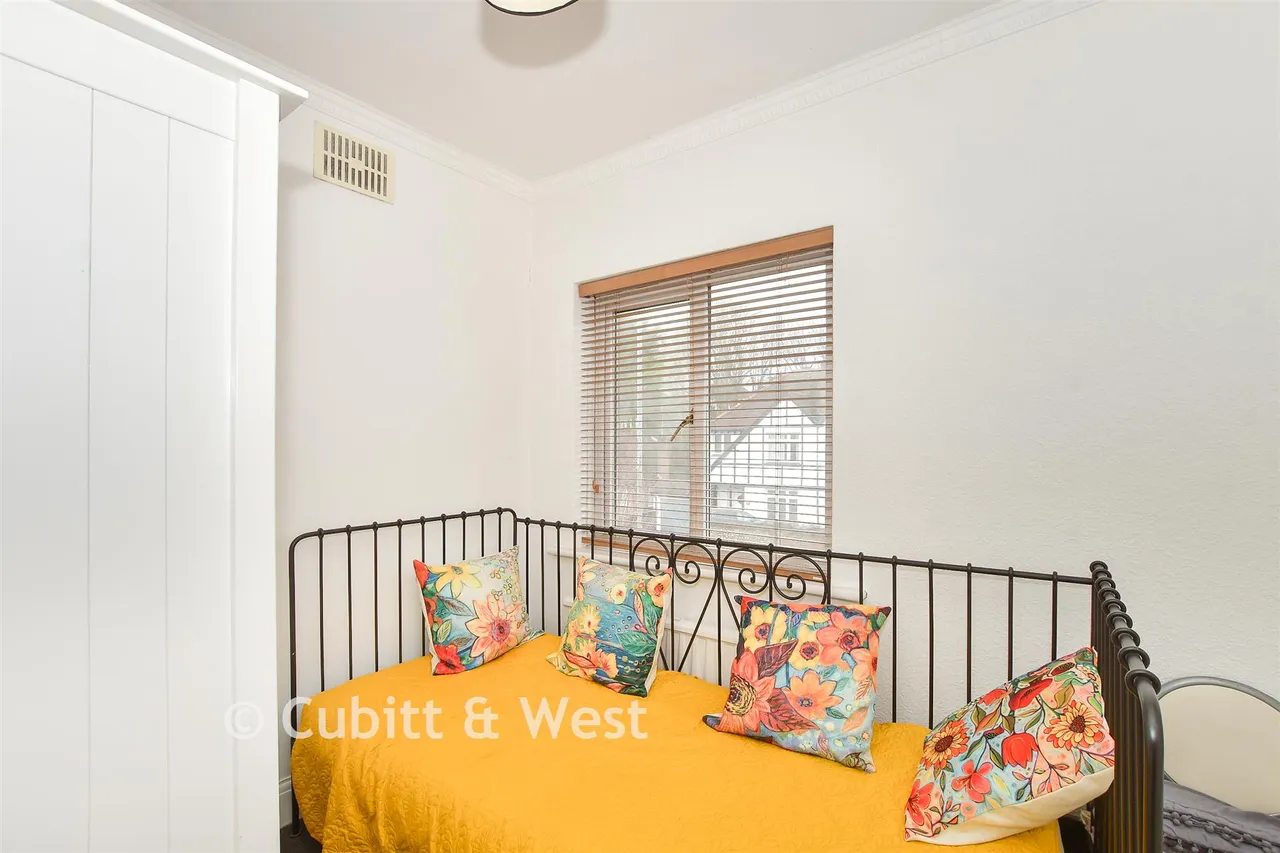 Carden Avenue, Patcham, BN1, photo 6