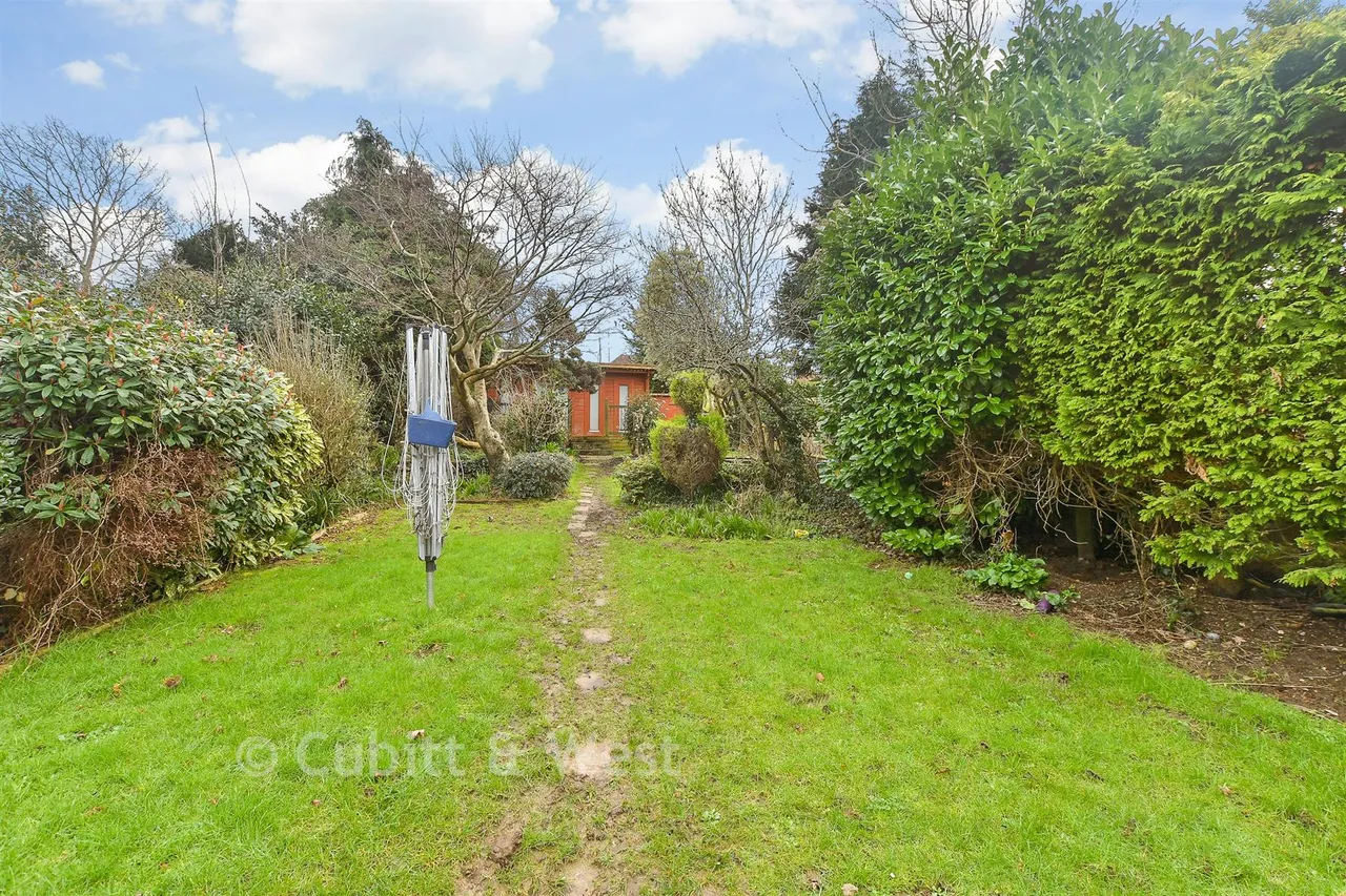 Carden Avenue, Patcham, BN1, photo 15