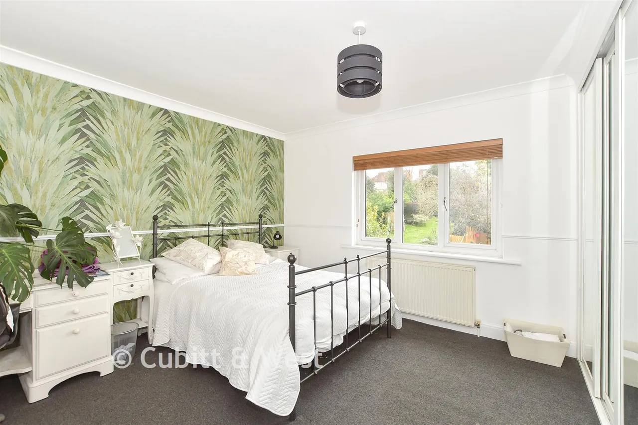 Carden Avenue, Patcham, BN1, photo 9