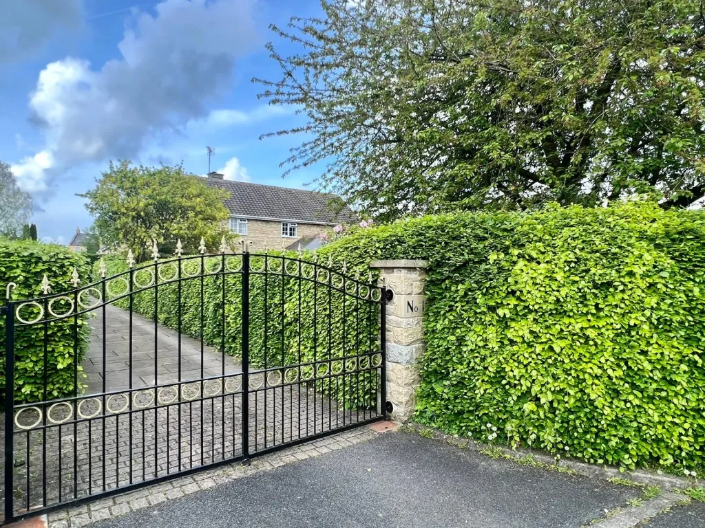 Boston Spa ~ Beeches End, Wetherby, LS23, photo 22