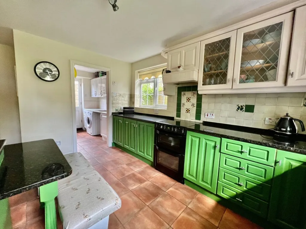 Boston Spa ~ Beeches End, Wetherby, LS23, photo 11