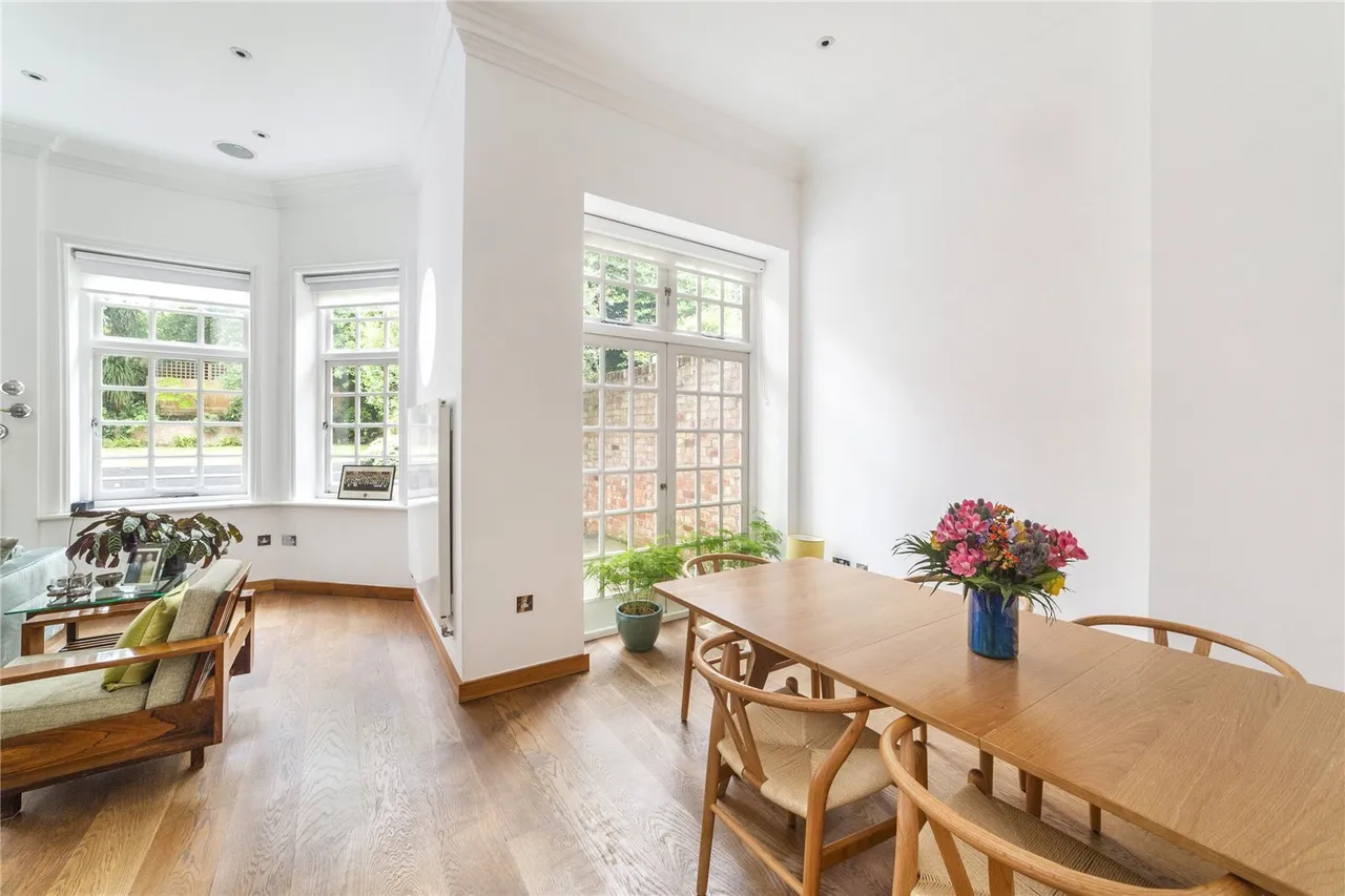 Bracknell Gardens, Hampstead, NW3, photo 13