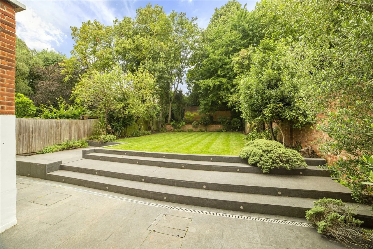 Bracknell Gardens, Hampstead, NW3, photo 5