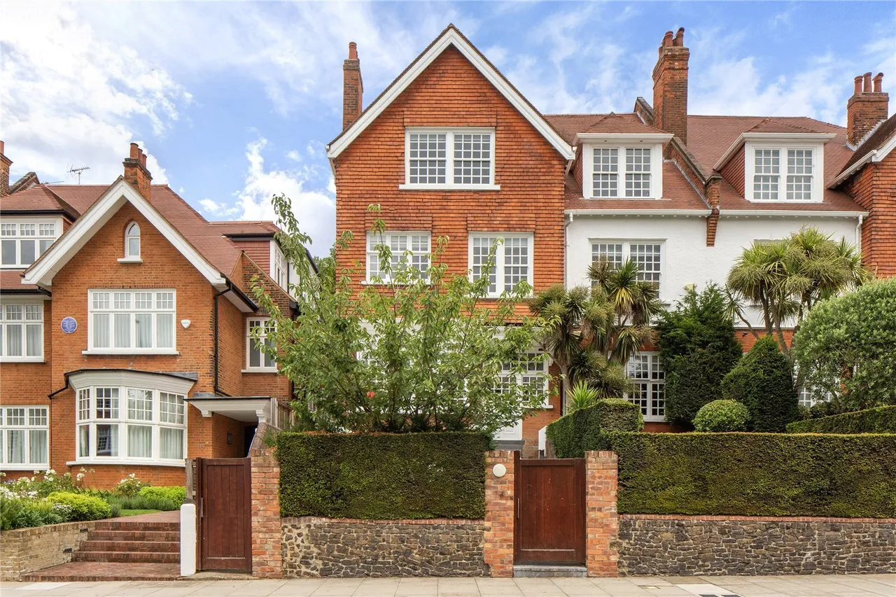 Bracknell Gardens, Hampstead, NW3, photo 8