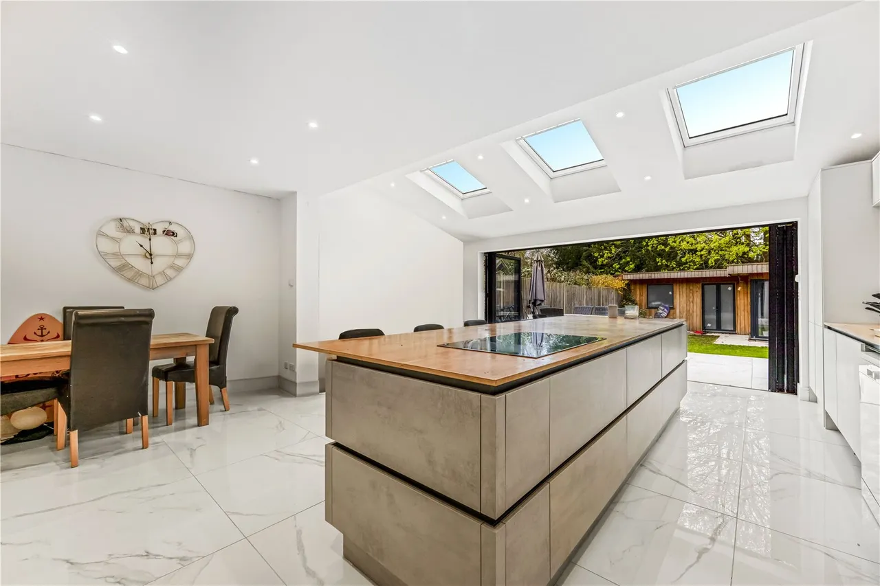 Ryecroft Avenue, Twickenham, TW2, photo 3