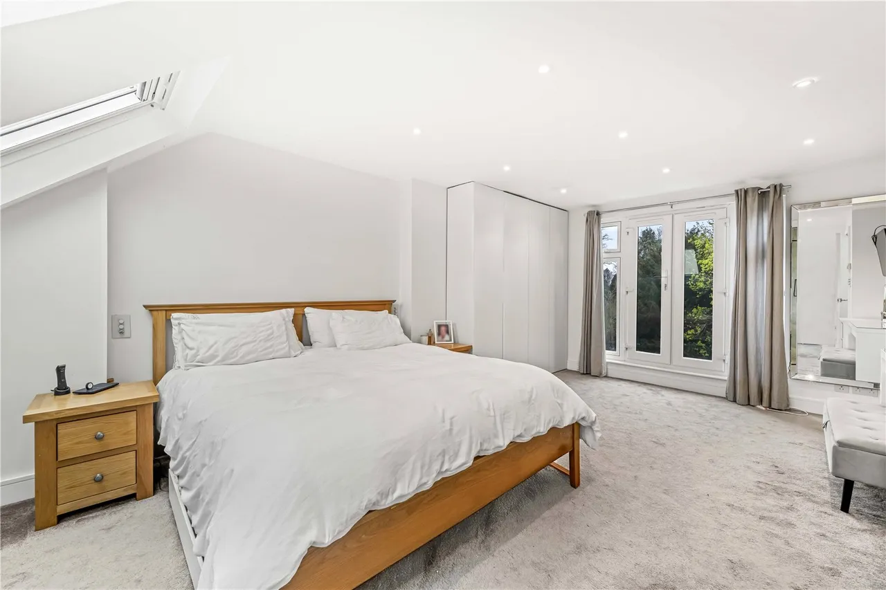 Ryecroft Avenue, Twickenham, TW2, photo 8
