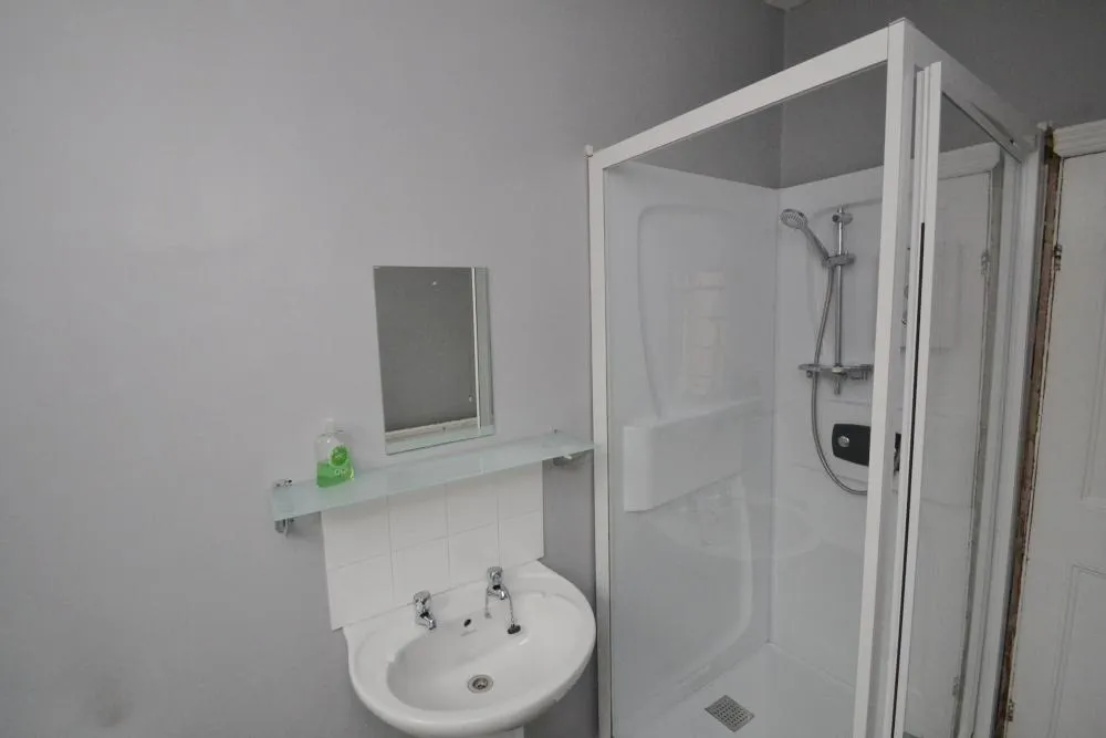 Scarsdale Road, Victoria Park, M14, photo 8