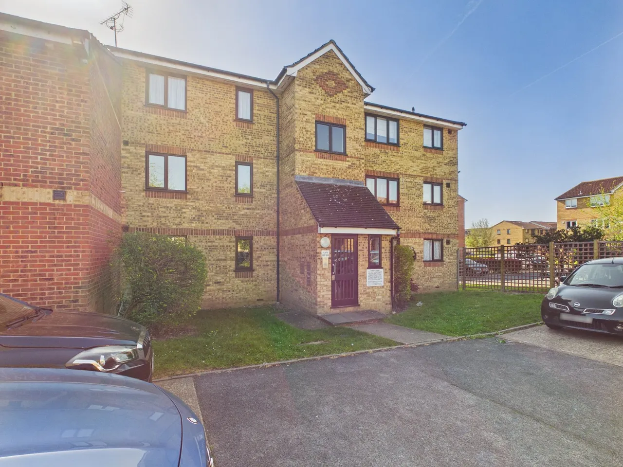 Feltham, Middlesex, photo 11