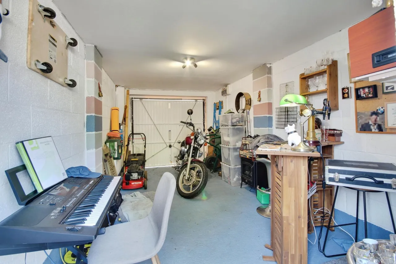 Vine Terrace, Kingsholm, Gloucester, GL1, photo 11
