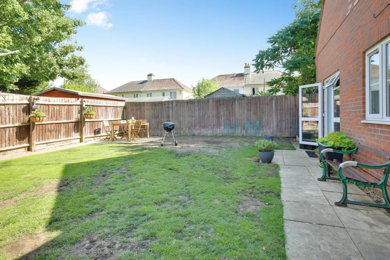 Vine Terrace, Kingsholm, Gloucester, GL1, photo 8
