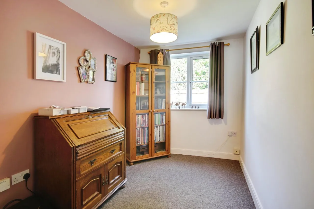 Vine Terrace, Kingsholm, Gloucester, GL1, photo 3