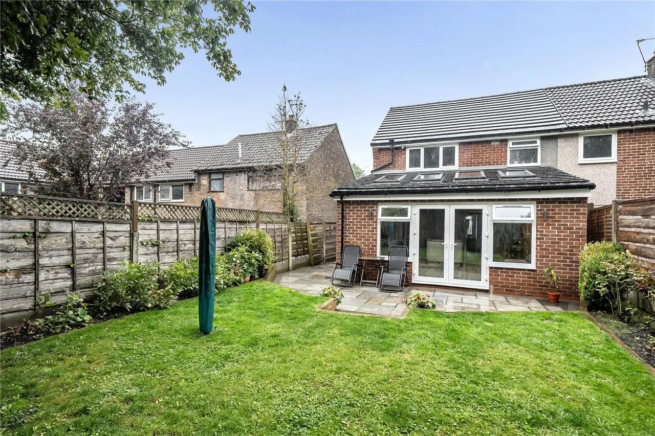 Hopwood Road, Middleton, M24, photo 19