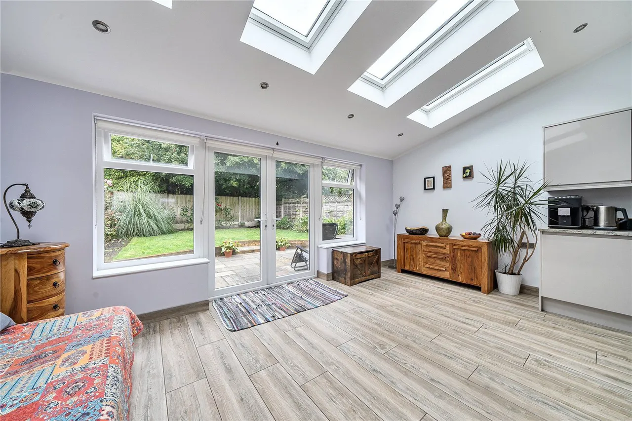 Hopwood Road, Middleton, M24, photo 8