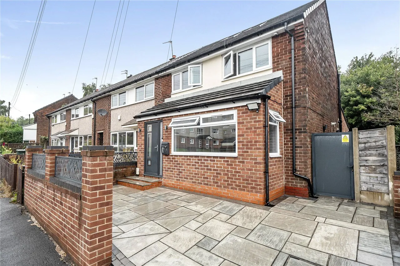 Hopwood Road, Middleton, M24, photo 17