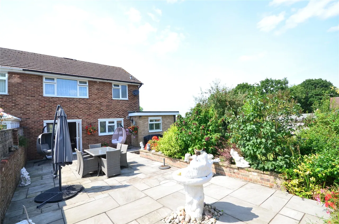 Hackenden Lane, East Grinstead, RH19, photo 13