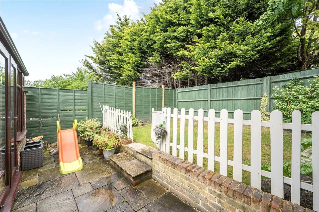 Rosewood Way, West End, GU24, photo 20