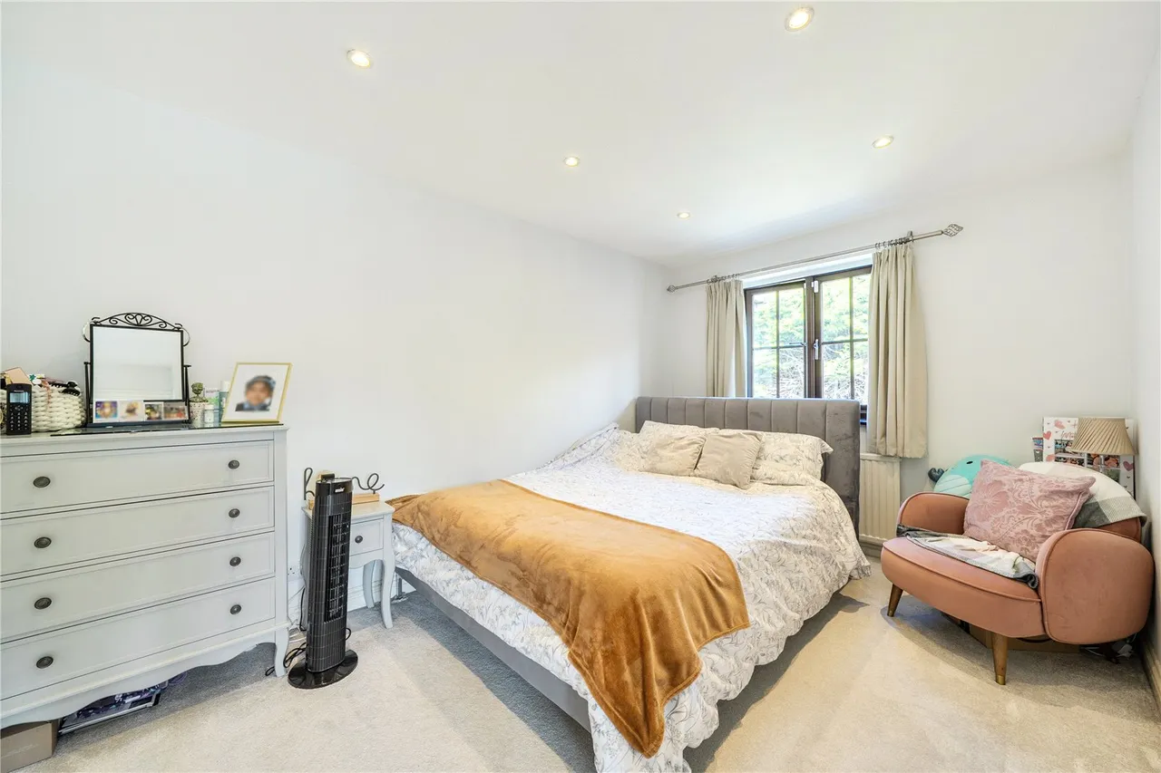 Rosewood Way, West End, GU24, photo 7