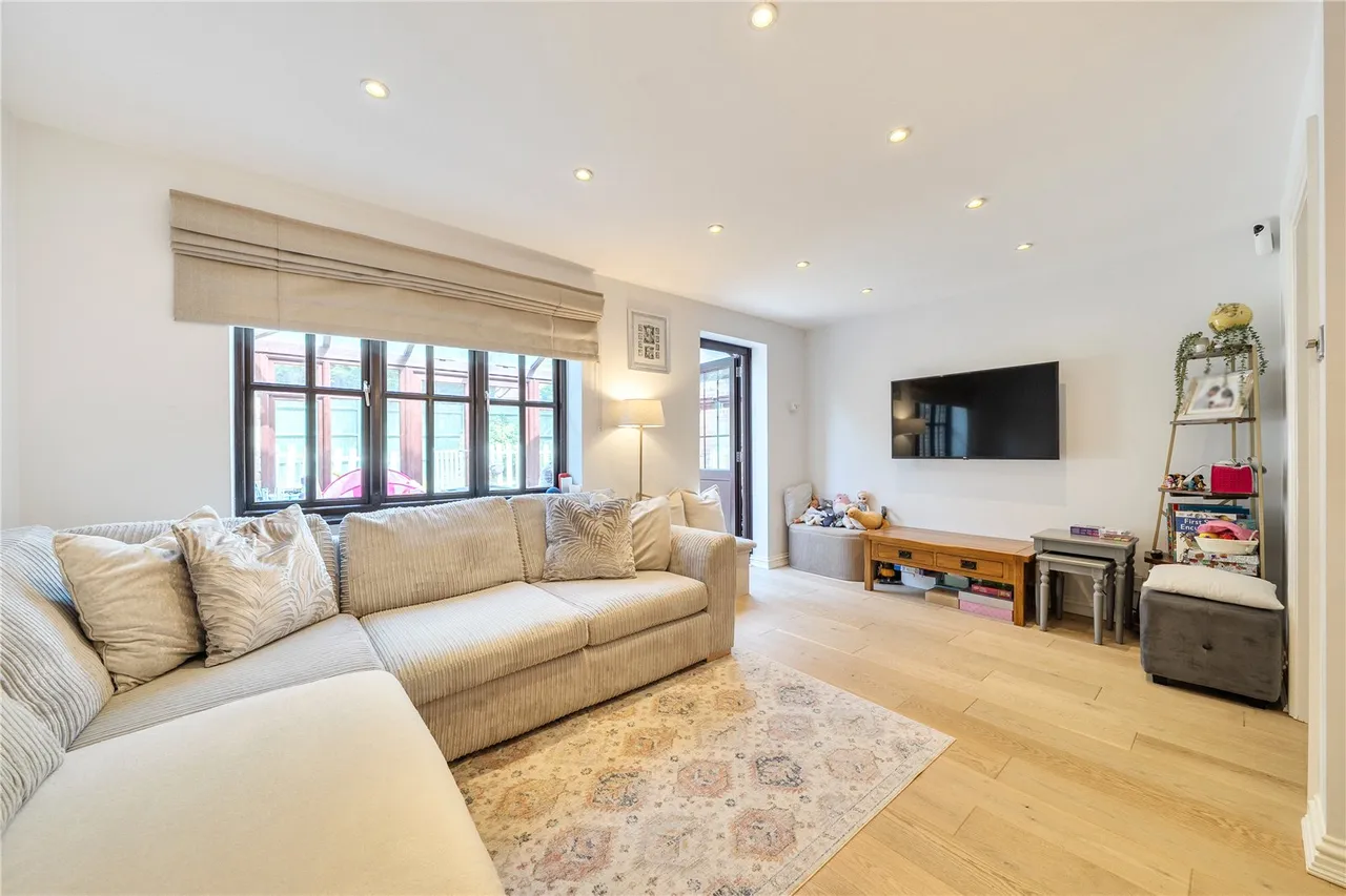 Rosewood Way, West End, GU24, photo 12
