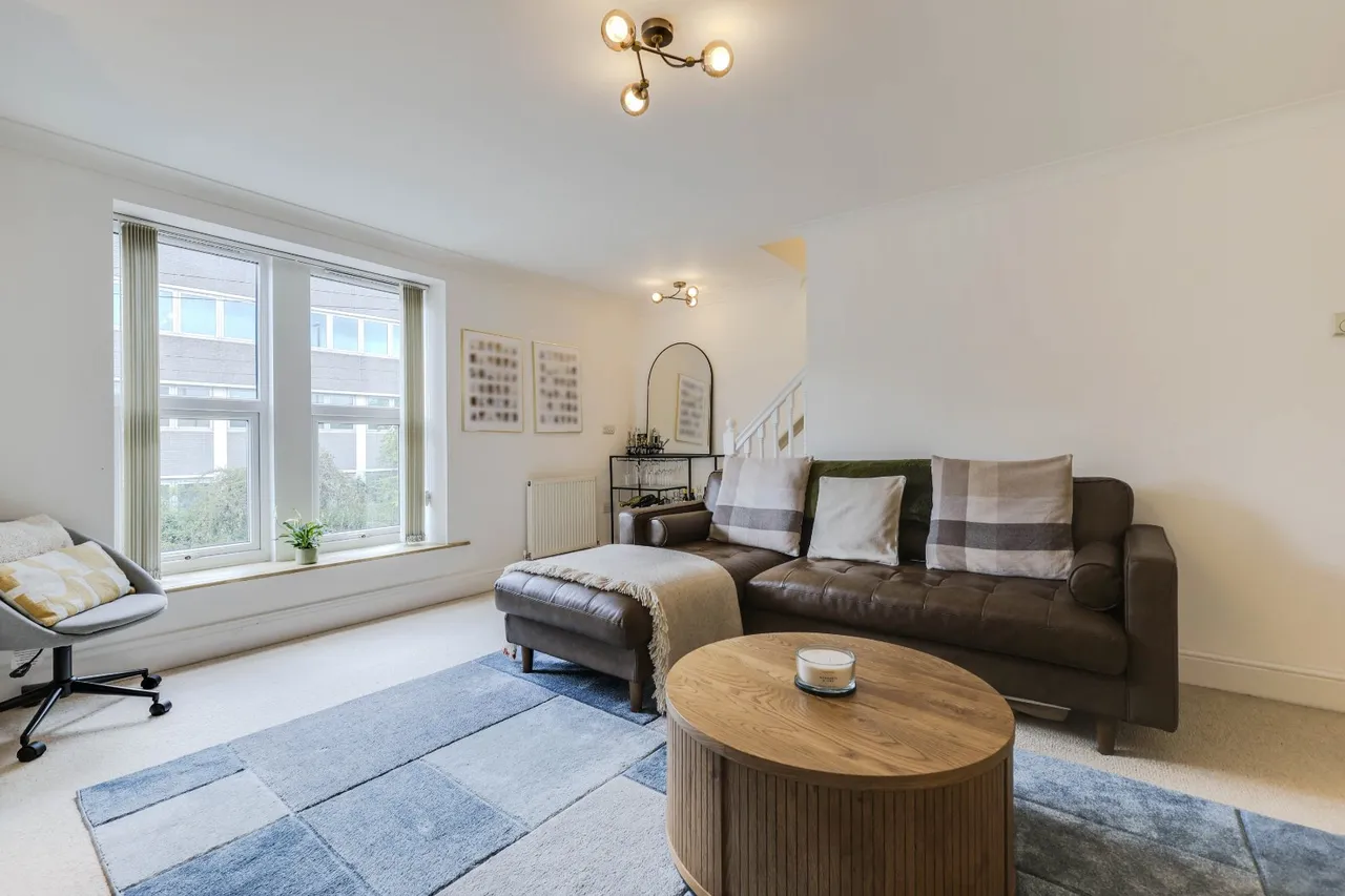 Low Lane, Horsforth, LS18, photo 5