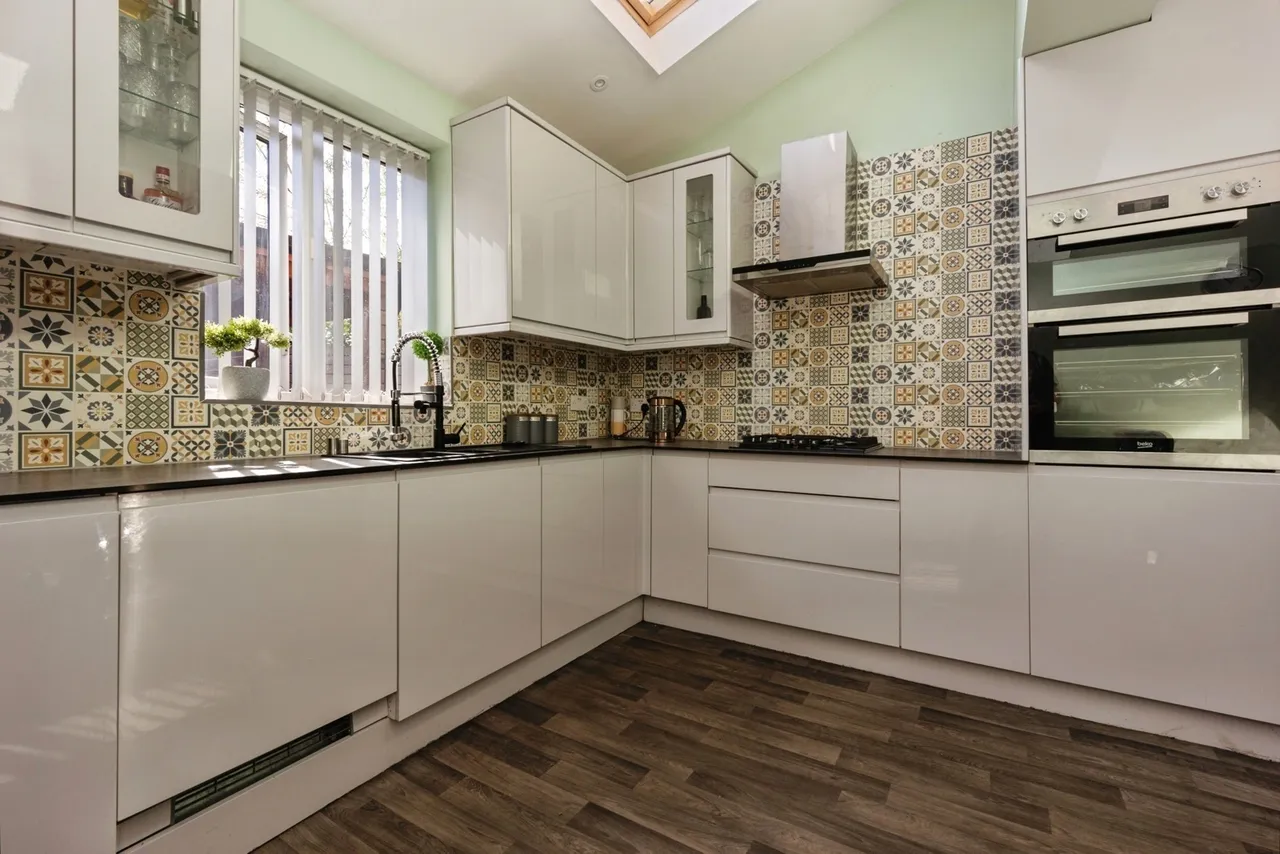 Aston Avenue, Manchester, Greater Manchester, M14, photo 2