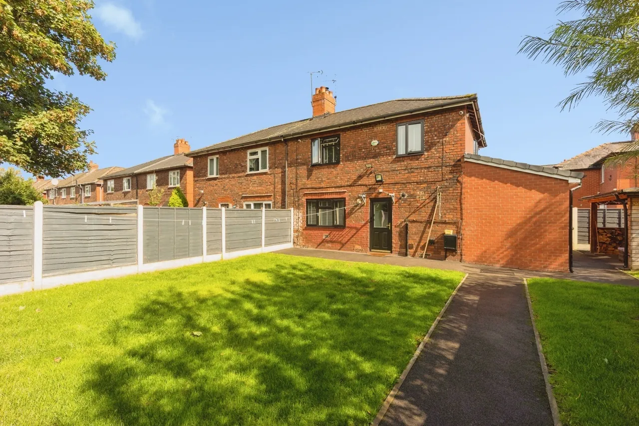 Aston Avenue, Manchester, Greater Manchester, M14, photo 26