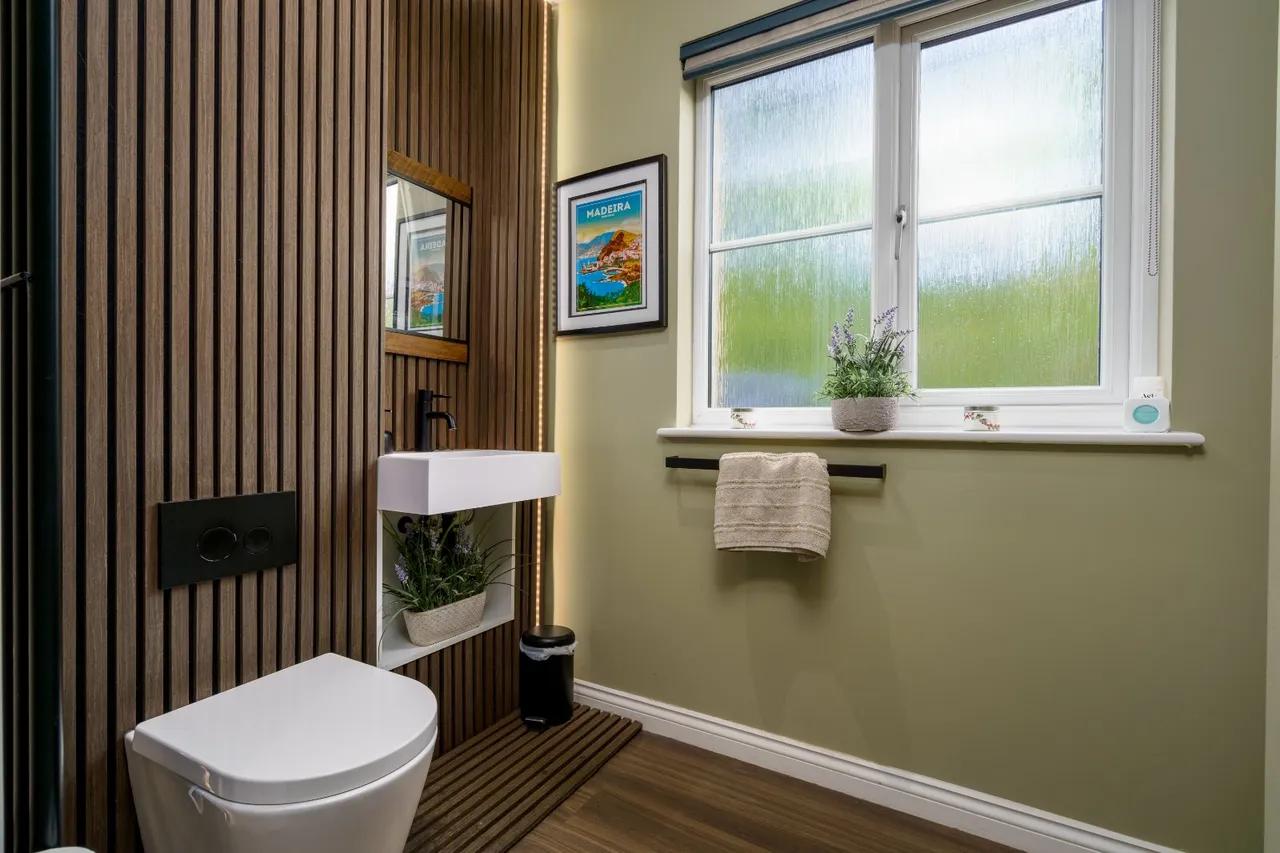 Dovecote Road, Strines, SK6, photo 9