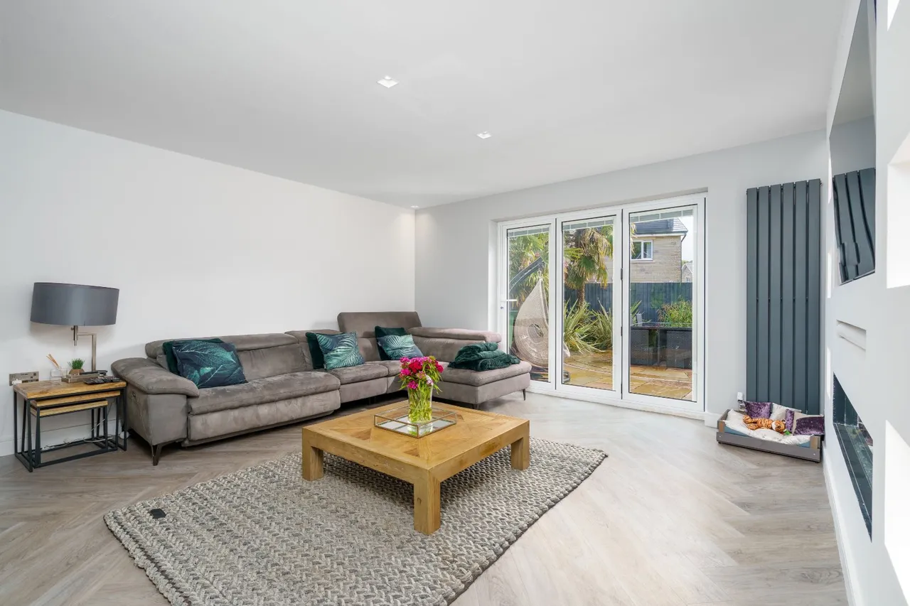 Dovecote Road, Strines, SK6, photo 5