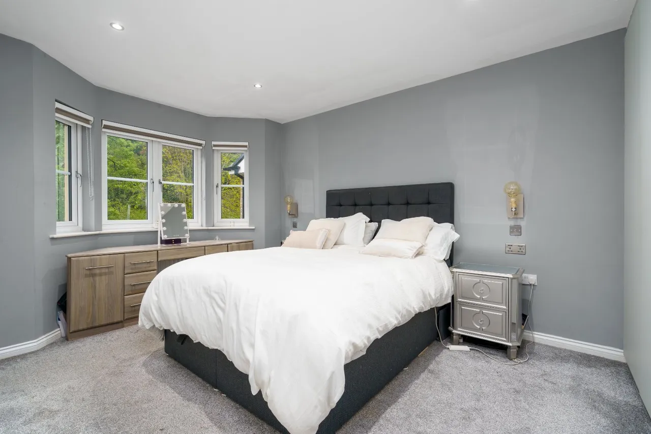 Dovecote Road, Strines, SK6, photo 12