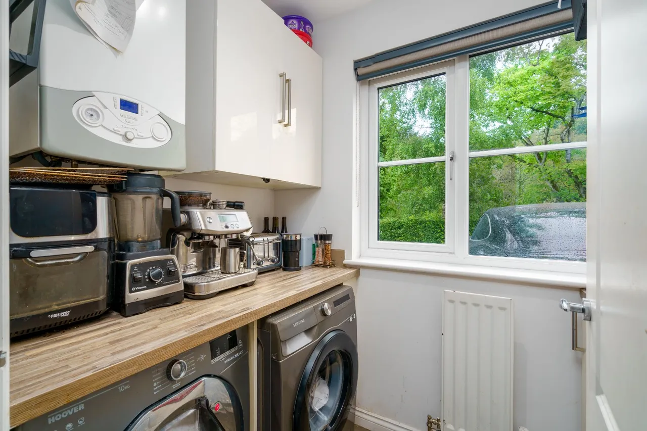 Dovecote Road, Strines, SK6, photo 8