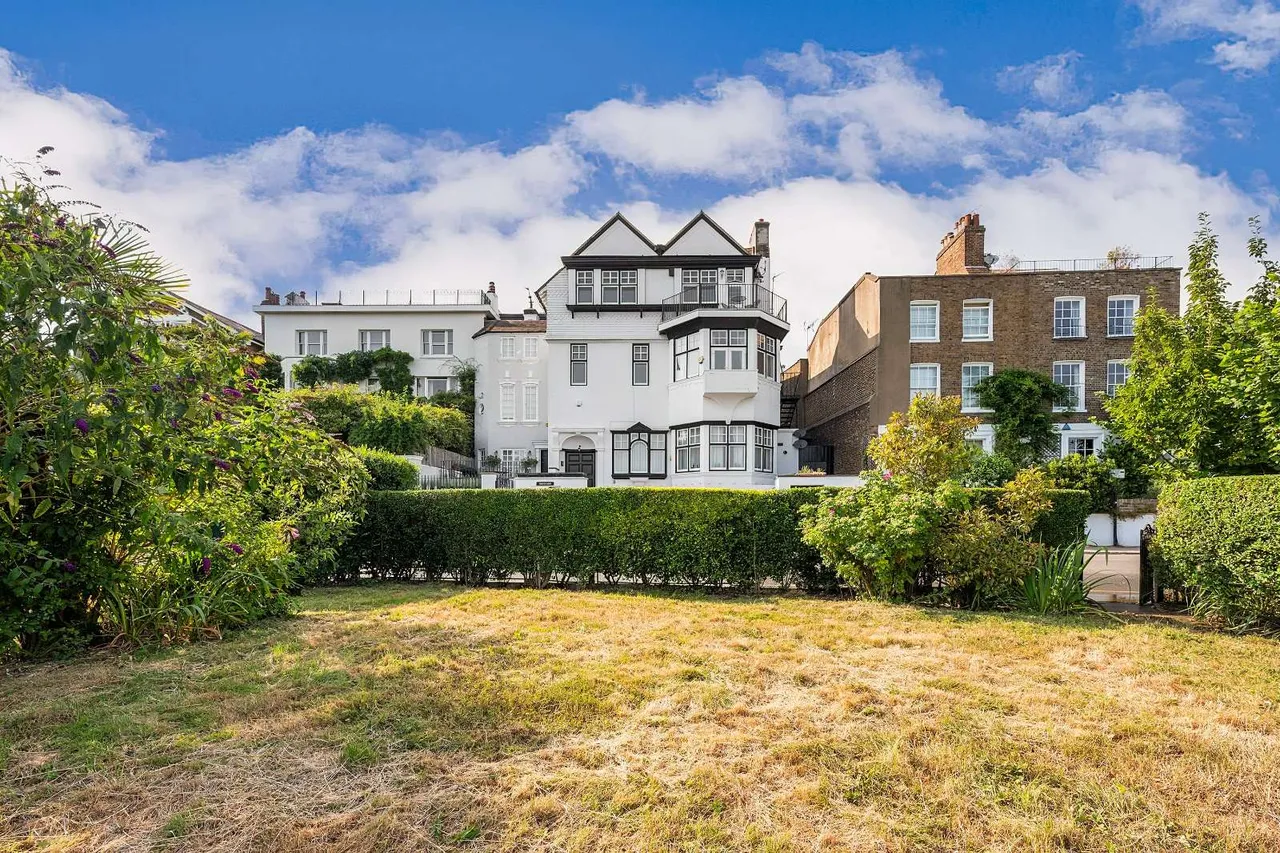 Chiswick Mall, London, W4, photo 9